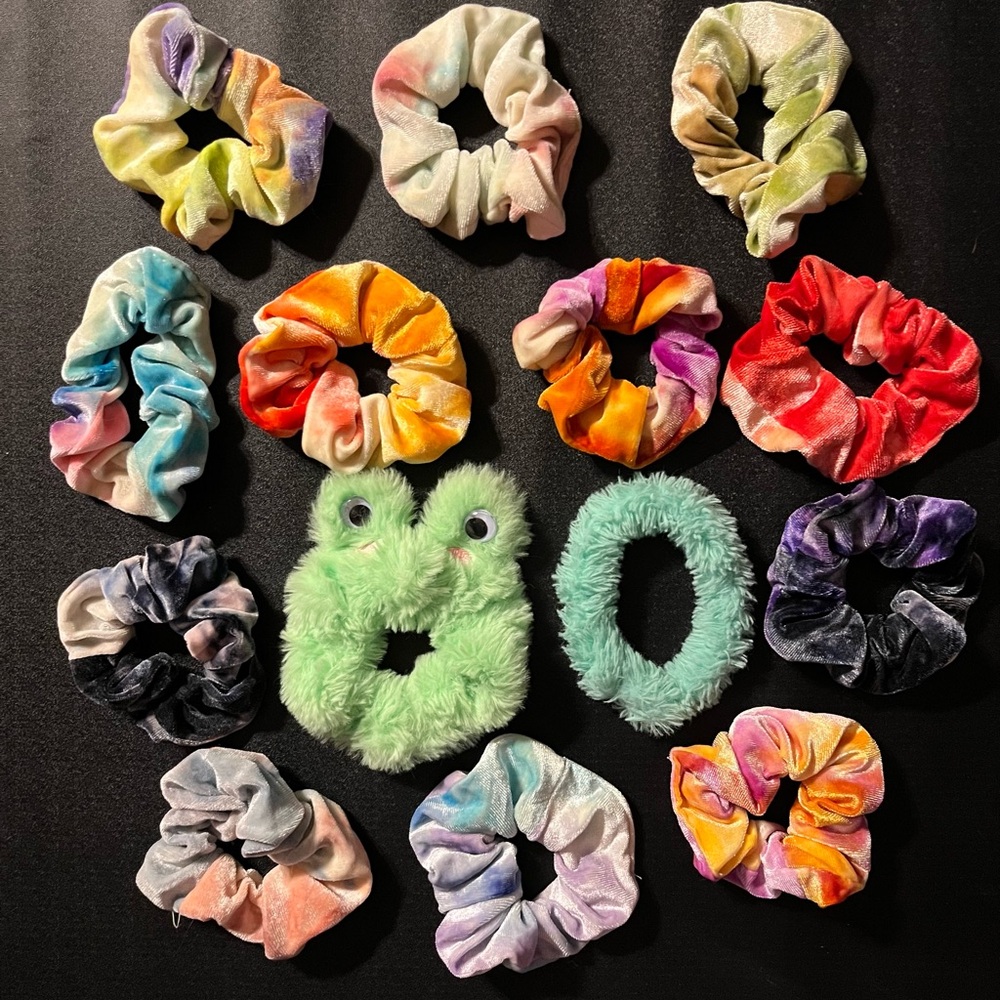 Velvet & Fuzzy Scrunchies hair tie Lot, Tie-Dye, Pastels, Fuzzy Frog googly eyes